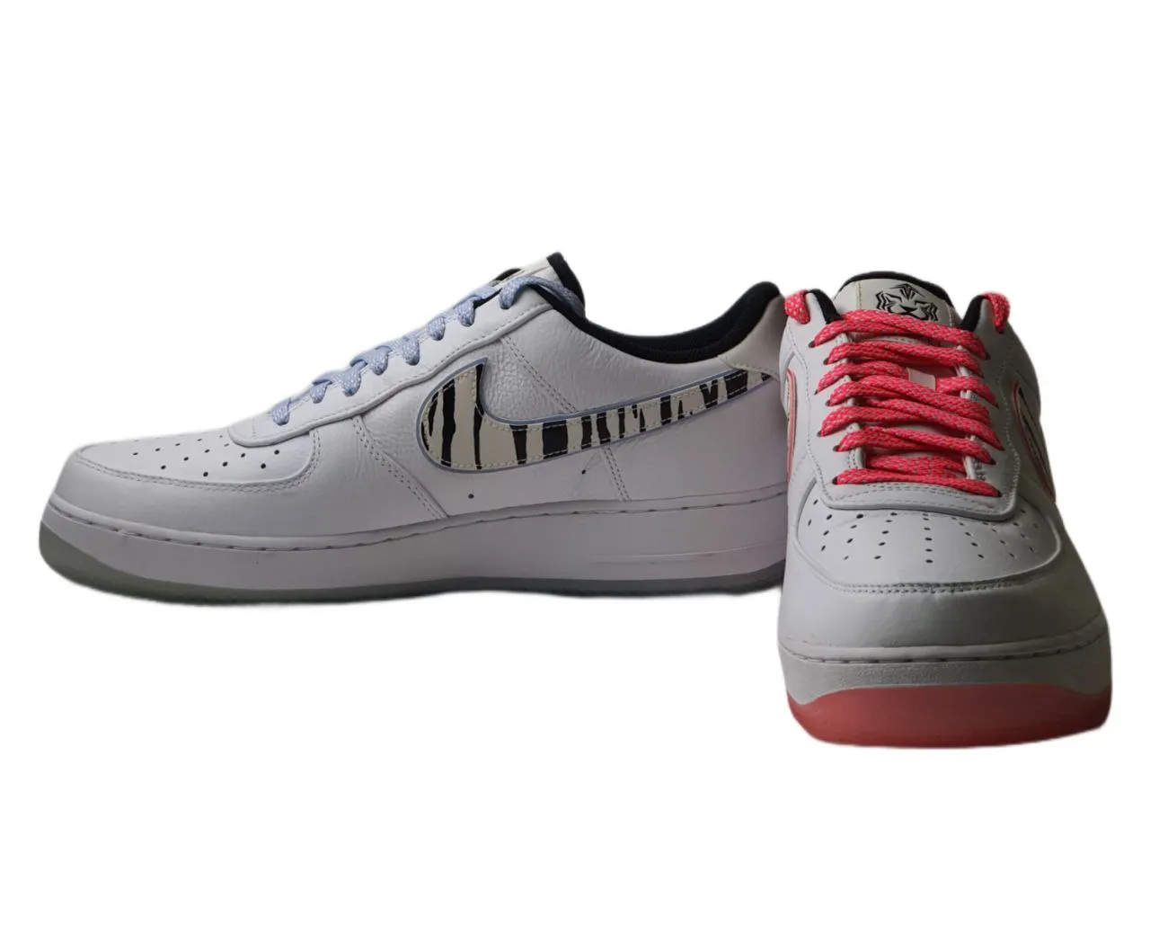 NIKE Men's White Air Force 1'07 QS Sneakers #CW3919 13 NWOB