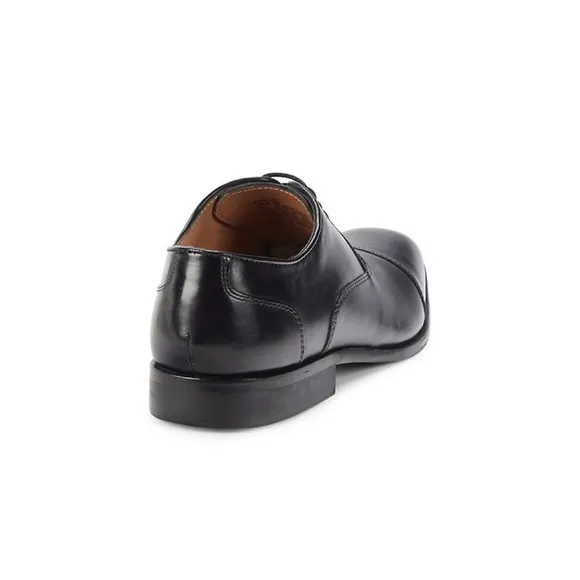 STEVE MADDEN Leather Oxfords